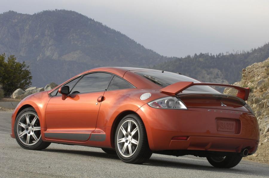  Mitsubishi Eclipse 2009 года  (фото 82 из 205)